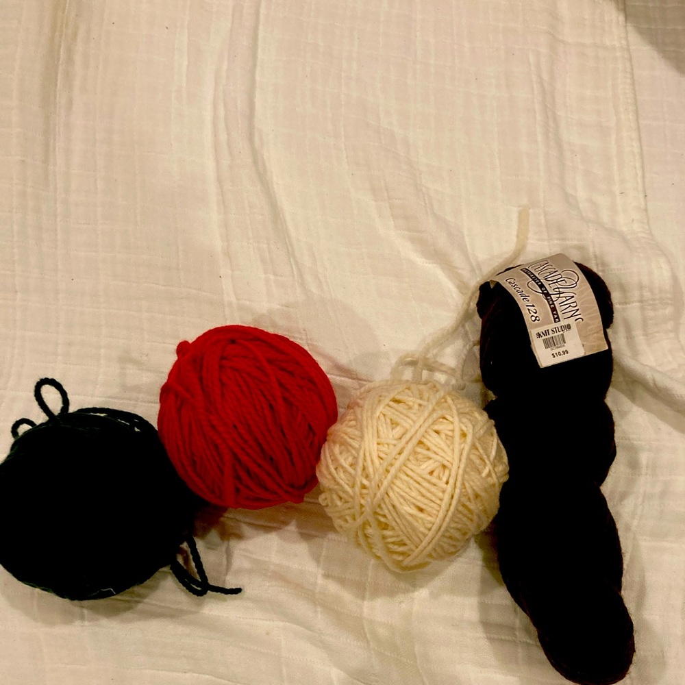 Lot of Cascade 128 Superwash yarn